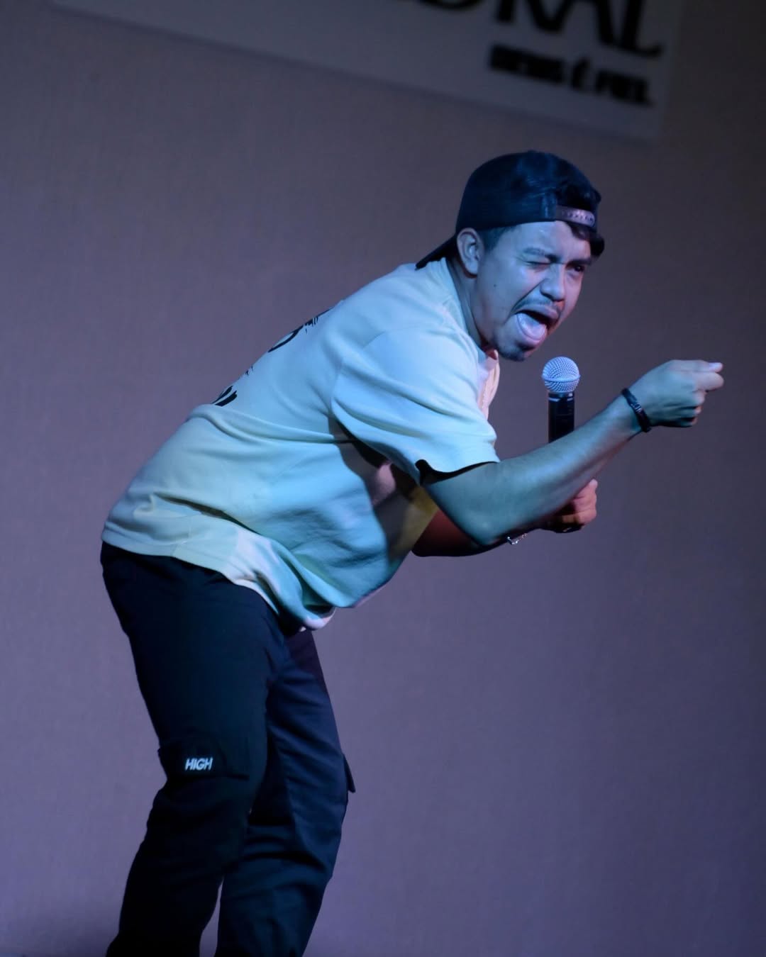 Humorista amazonense Willian Oliveira confirma show no Acre Humorista amazonense Willian Oliveira confirma show no Acre