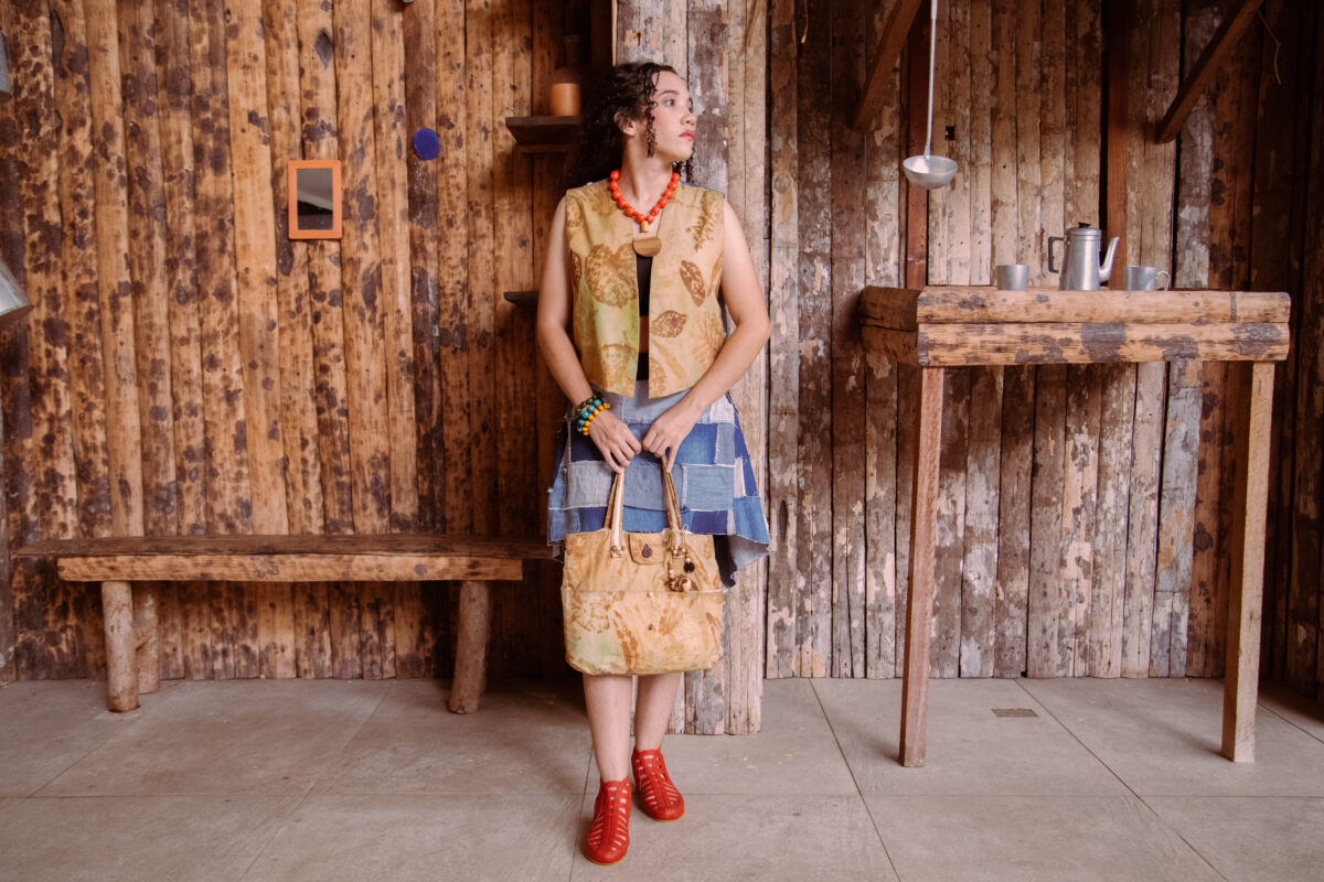 Moda ecológica impulsiona consumo consciente e preservação ambiental