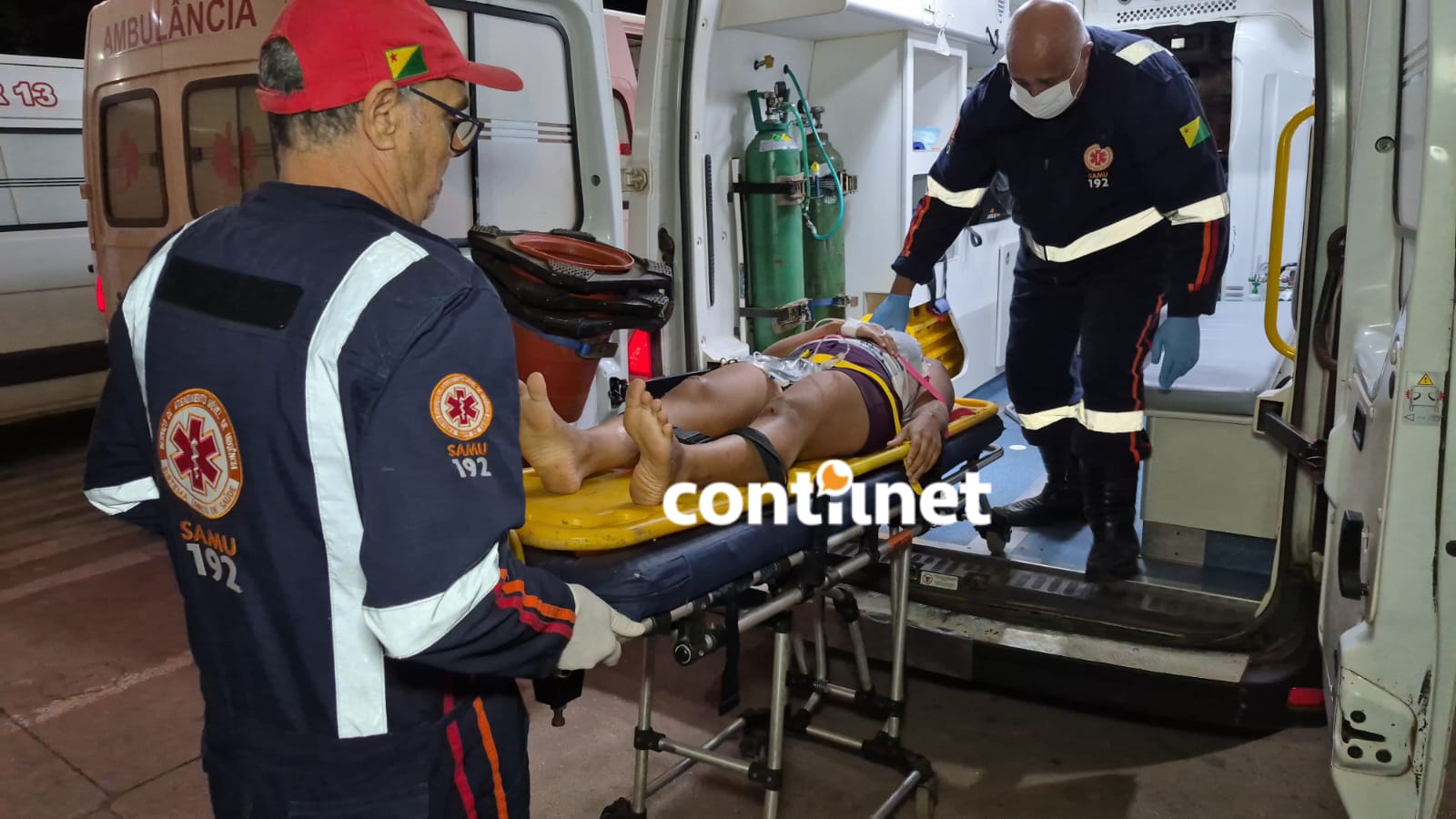 Jovem fica ferida após perder controle de motocicleta e cair em ramal de Rio Branco Jovem fica ferida após perder controle de motocicleta e cair em ramal de Rio Branco