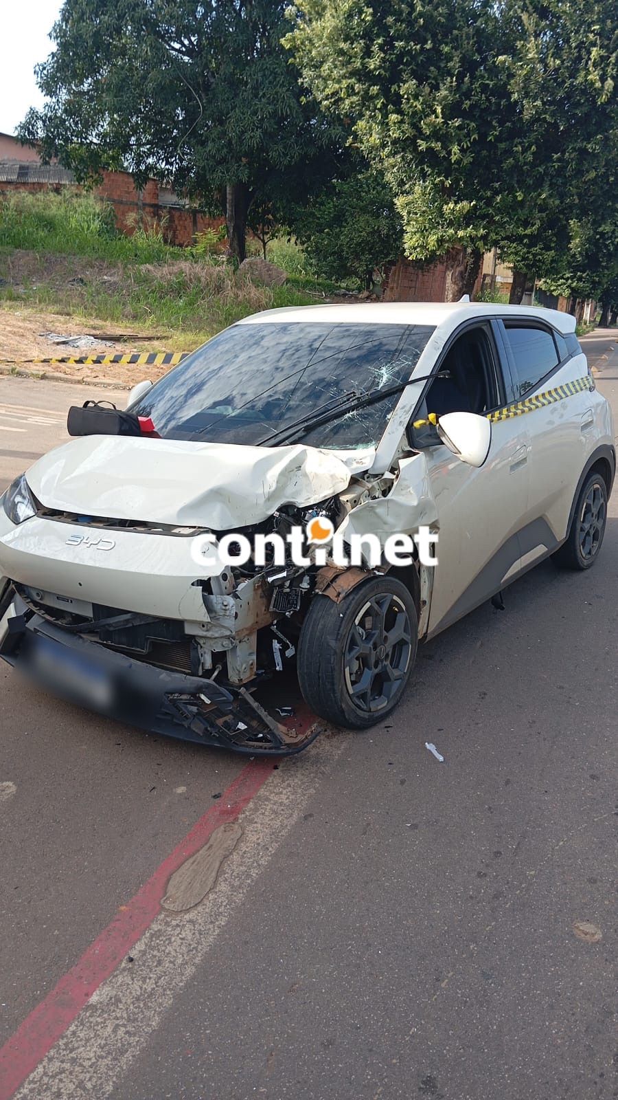 Colisão entre carro e motocicleta deixa duas pessoas gravemente feridas em RB Colisão entre carro e motocicleta deixa duas pessoas gravemente feridas em RB