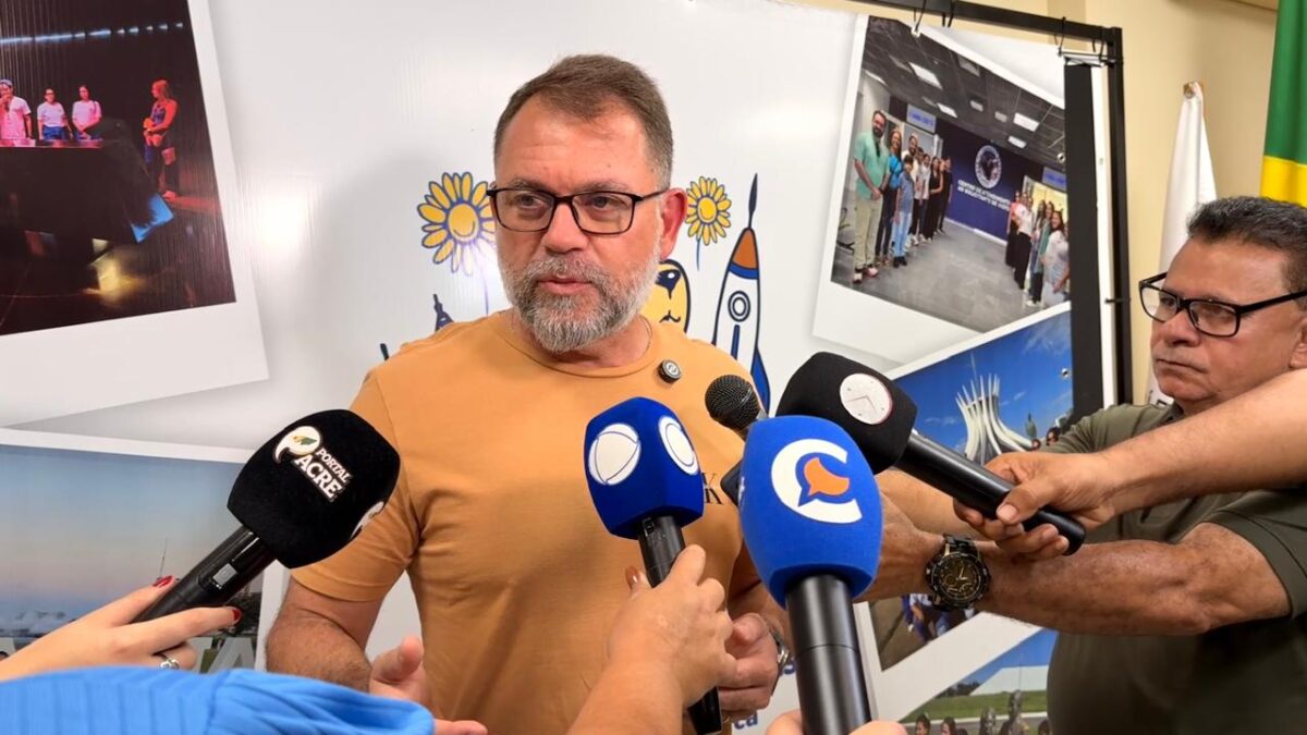 Alysson diz que Prefeitura pode ampliar número de vagas em intercâmbio