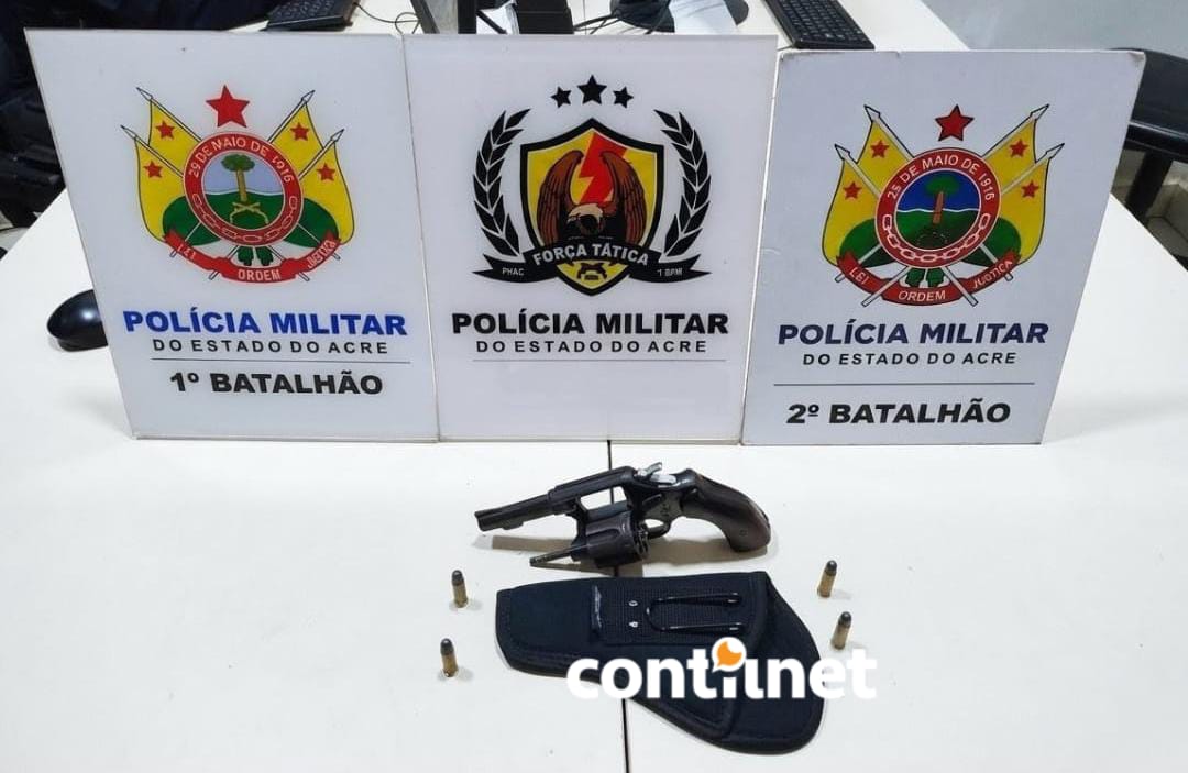 PM prende homem com arma ilegal durante ação no bairro Conquista PM prende homem com arma ilegal durante ação no bairro Conquista