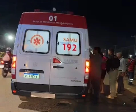 Jovem é atropelada por carreta ao voltar do trabalho na BR-364