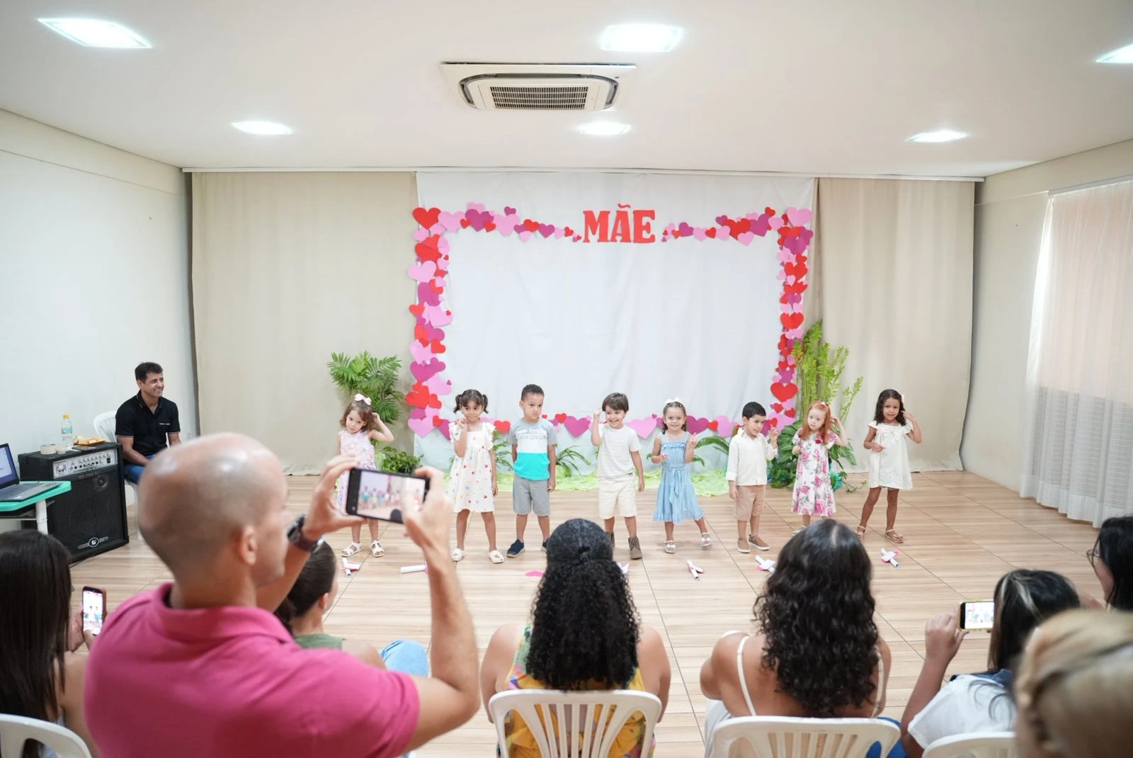 Balões Encantados celebra Dia das Mães com emoção e afeto