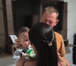 Casal adota criança após 10 anos de fila e celebra Dia das Mães em família