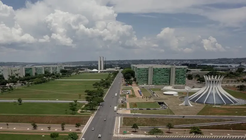 Mudanças silenciosas atingem áreas estratégicas da máquina federal