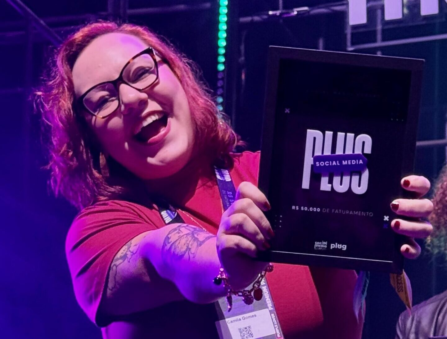 Acreana conquista prêmio em maior evento de social media da América Latina Acreana conquista prêmio em maior evento de social media da América Latina