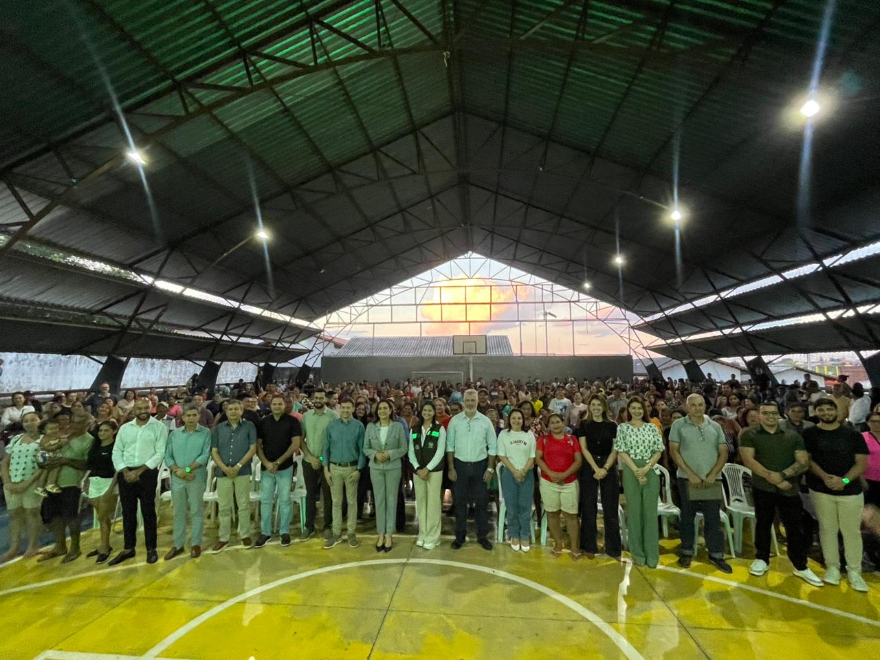 Governo entrega mais de 600 títulos definitivos em Rio Branco