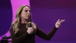 Christina Rocha sai do SBT, expõe mágoa e deixa o canal pela terceira vez
