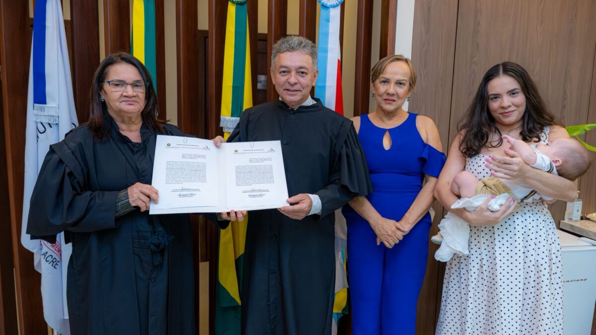 Jackie Pinheiro traz os registros do aniversário de Giu Evangelista