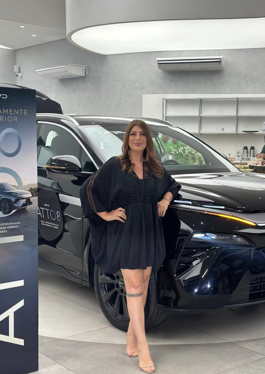 Jackie Pinheiro traz os registros do aniversário de Giu Evangelista