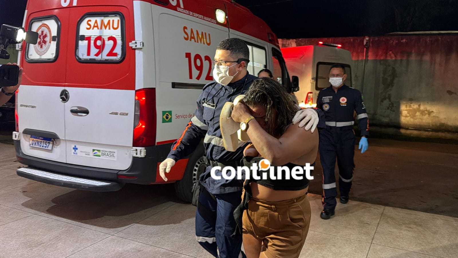 Homem agride esposa após ex curtir foto dela em rede social em Rio Branco