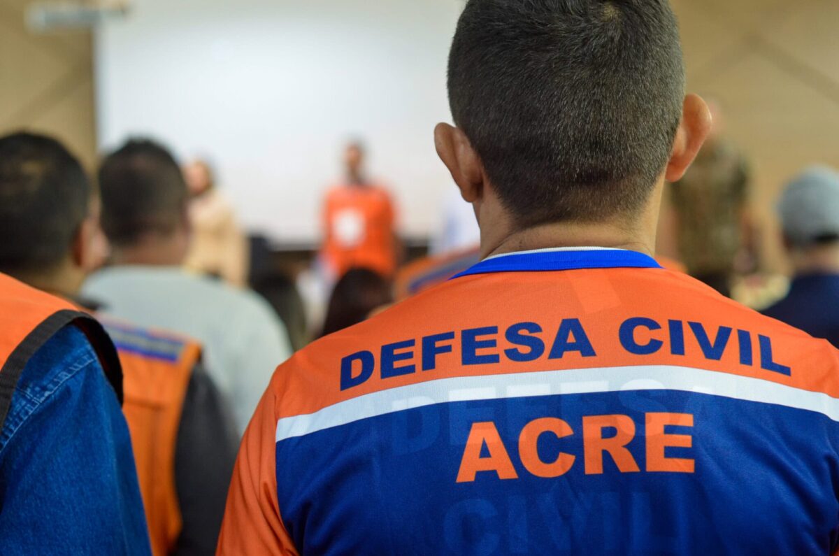 Defesa Civil rompe contrato e segura pagamentos após falhas