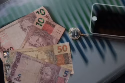 Governo recolhe R$ 10,5 bilhões esquecidos em bancos para dívidas