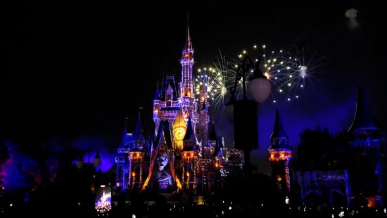 Estudantes de Rio Branco encerram viagem à Disney; veja imagens