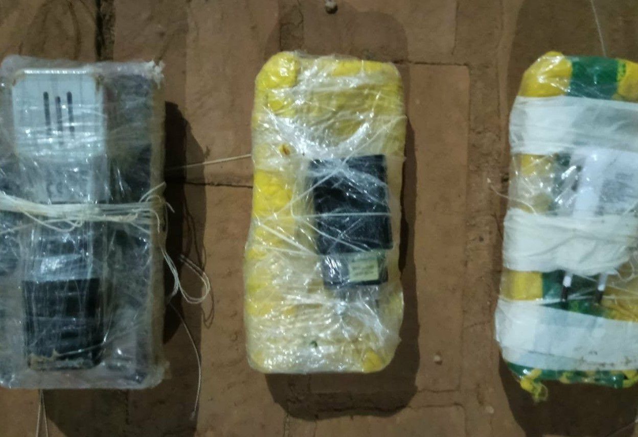 Tentativa de enviar celulares para detentos é frustrada em Sena Madureira Tentativa de enviar celulares para detentos é frustrada em Sena Madureira