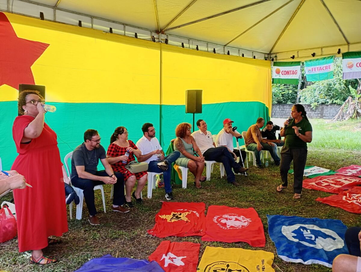 Durante o encontro, os participantes debateram temas relacionados ao desenvolvimento do estado