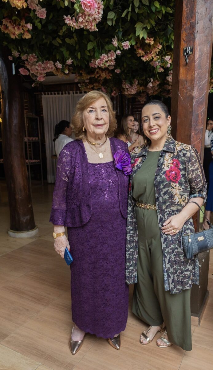 Márcia Abreu traz os detalhes do chá que celebrou os 85 anos de Flávia Lavocat