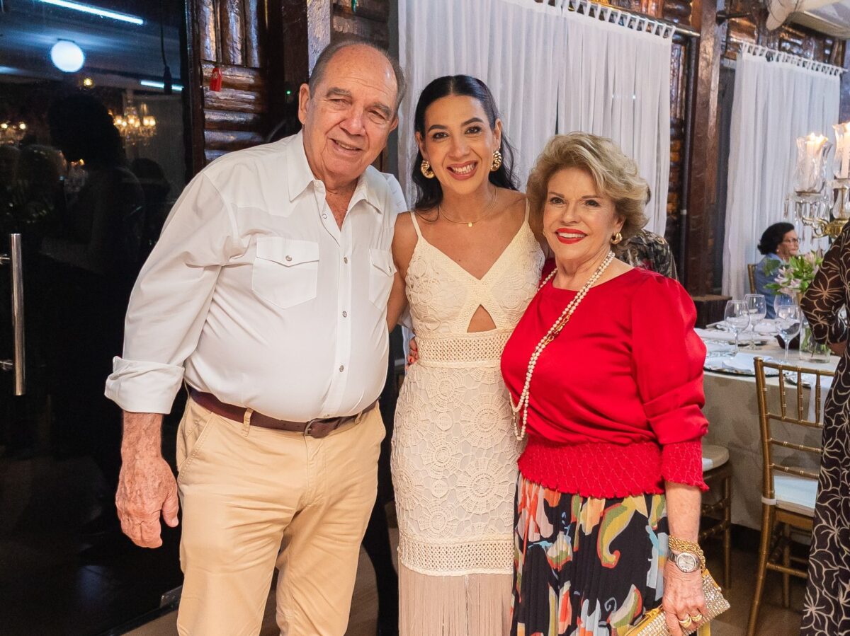 Jackie Pinheiro traz os registros da festa de 85 anos de Flávia Lavocat