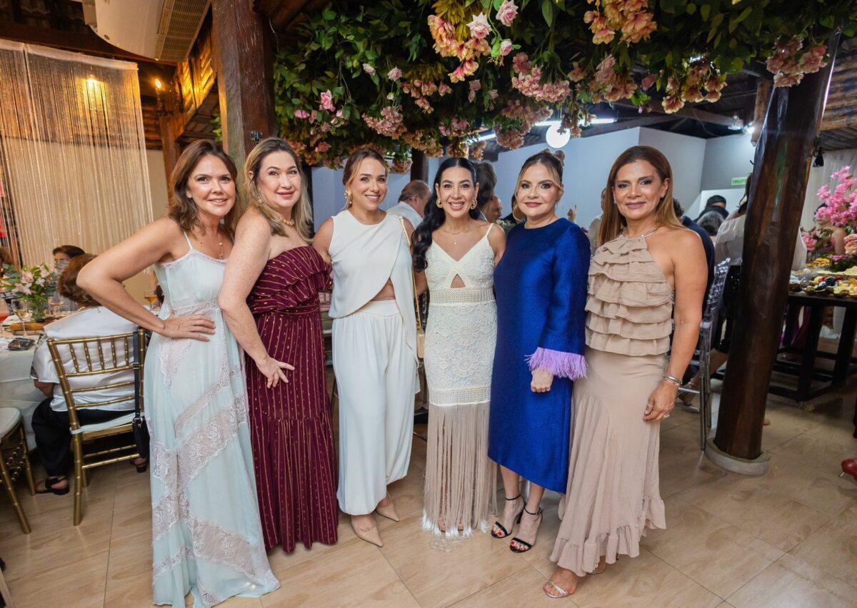 Jackie Pinheiro traz os registros da festa de 85 anos de Flávia Lavocat