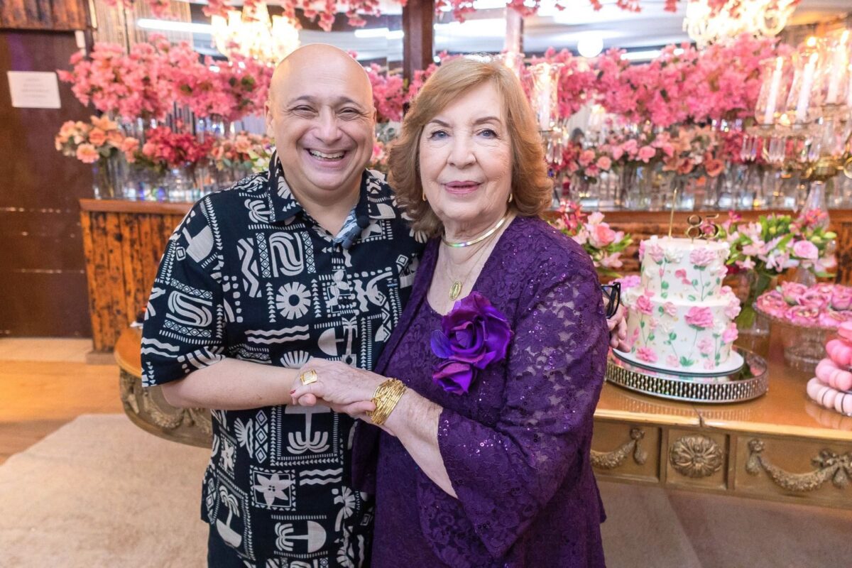 Jackie Pinheiro traz os registros da festa de 85 anos de Flávia Lavocat