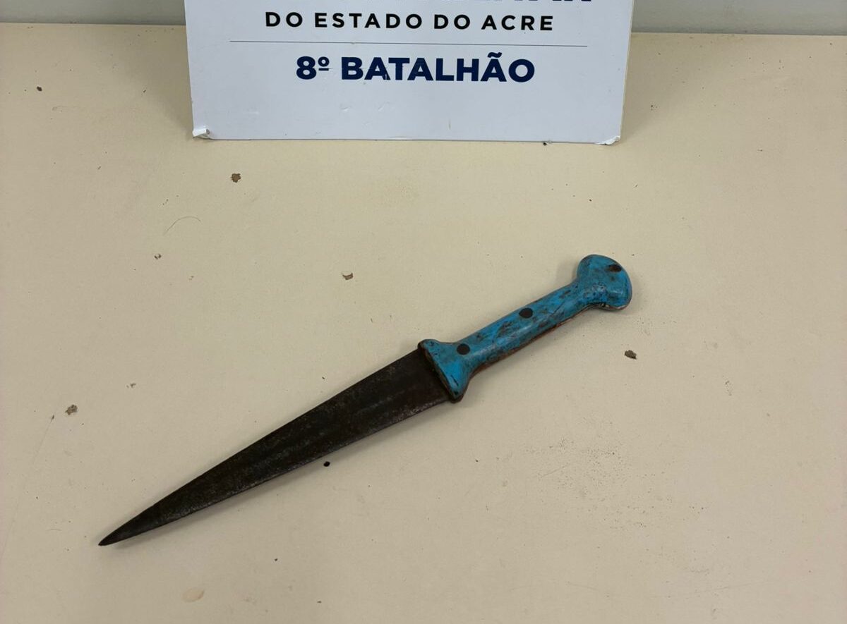 Homem morre após ser esfaqueado no Acre; suspeito é preso em flagrante Homem morre após ser esfaqueado no Acre; suspeito é preso em flagrante