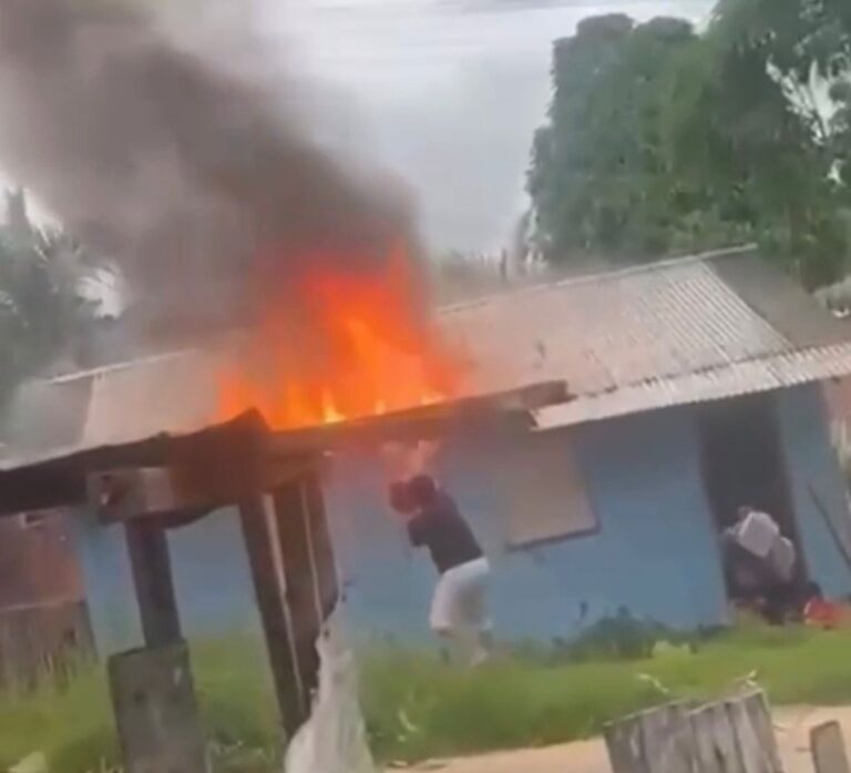 Morador sofre queimaduras durante princípio de incêndio em Cruzeiro do Sul