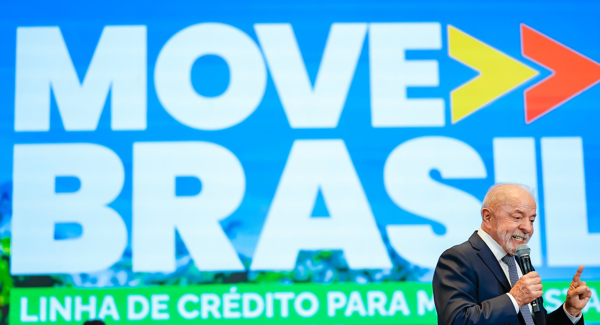 Governo lança programa para financiar carros de motoristas de aplicativo e taxistas Governo lança programa para financiar carros de motoristas de aplicativo e taxistas