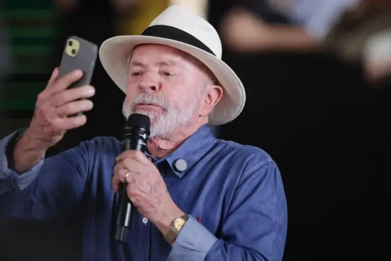 Governo Lula planeja ampliar 'Celular Seguro' para criar sistema nacional de devolução de aparelhos