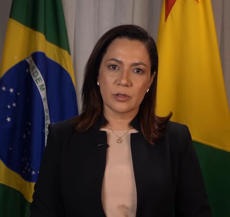 “Menino de 13 anos não agiu sozinho”, diz Mailza ao se pronunciar sobre ataque