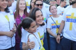 ContilNet Notícias - O seu portal de notícias do Acre Mailza destaca união das igrejas na 30ª Marcha para Jesus em Rio Branco