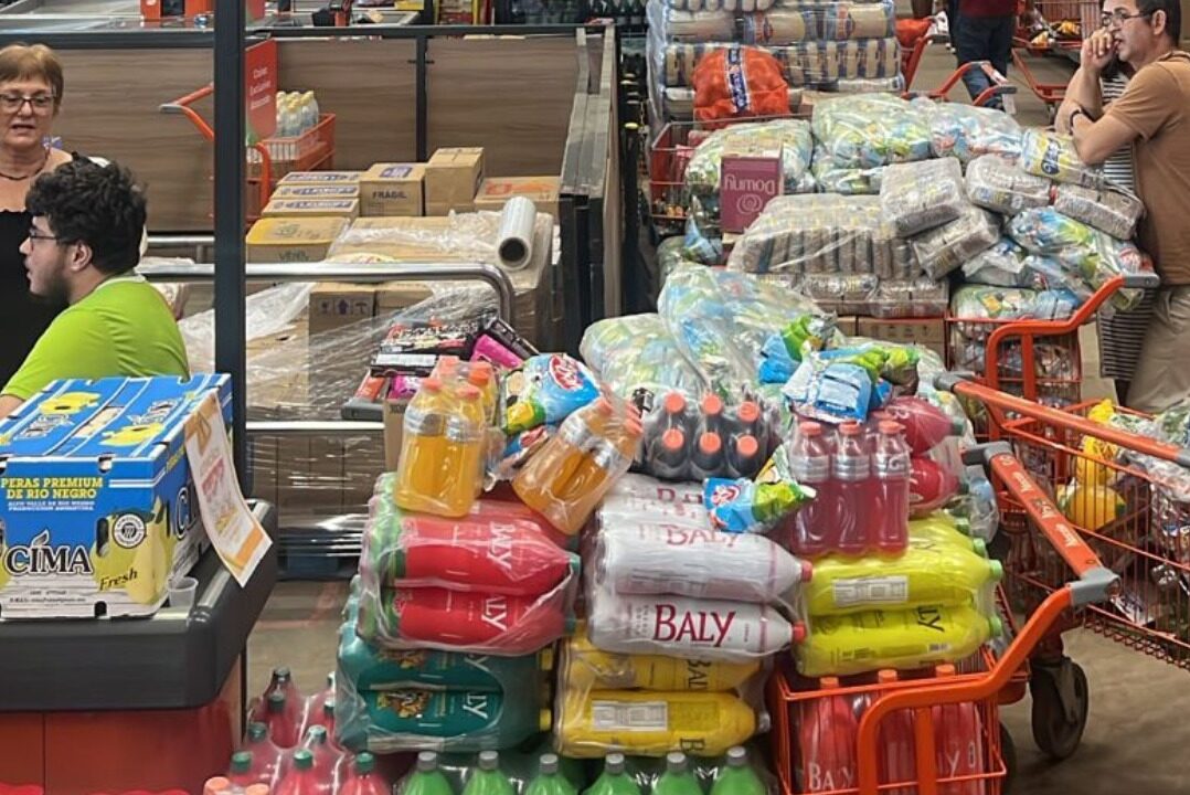 Mega Dia Atacale promete quatro dias de ofertas e corrida às compras Mega Dia Atacale promete quatro dias de ofertas e corrida às compras