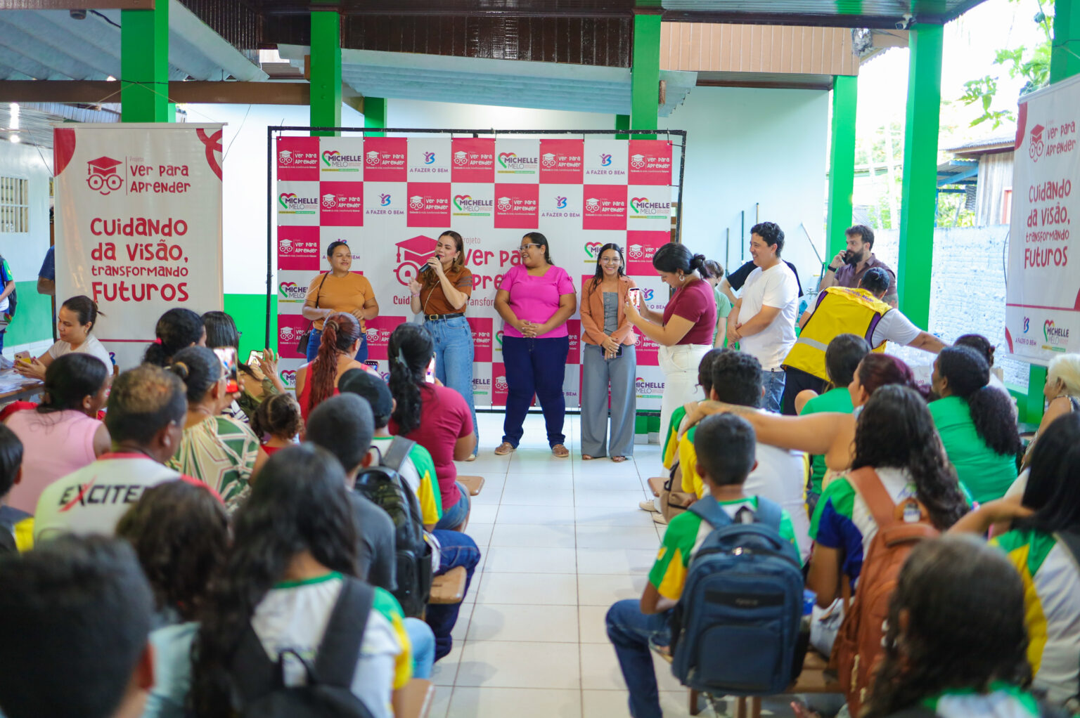 Projeto de deputada Michelle Melo leva consultas oftalmológicas
