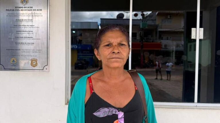 Justiça concede prisão domiciliar para mulher mantida em delegacia