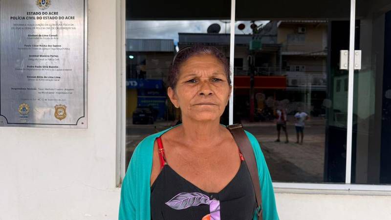 Justiça concede prisão domiciliar para mulher mantida em delegacia