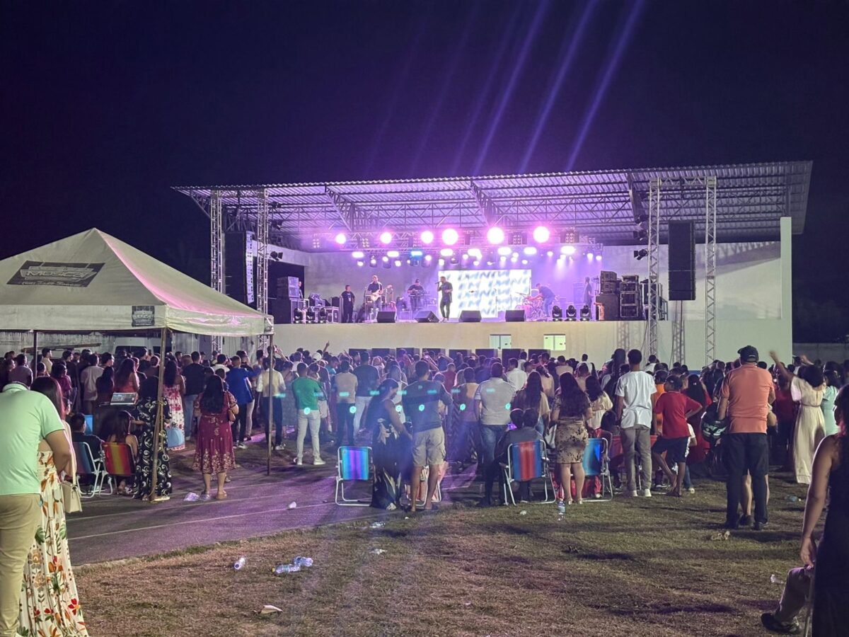 Noite gospel reúne fiéis e mensagens de fé durante aniversário de 49 anos de Mâncio Lima