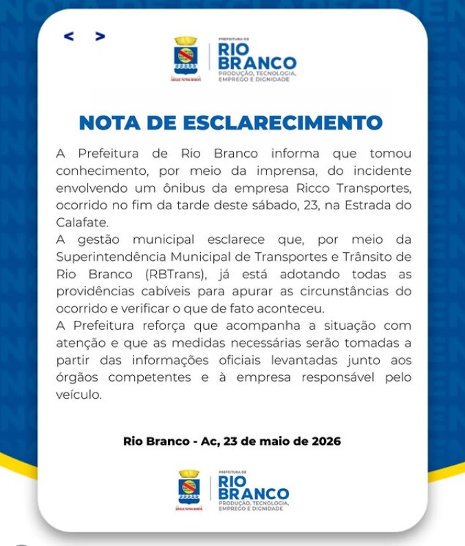 Prefeitura emite nota apĂłs incĂȘndio destruir ĂŽnibus no Calafate