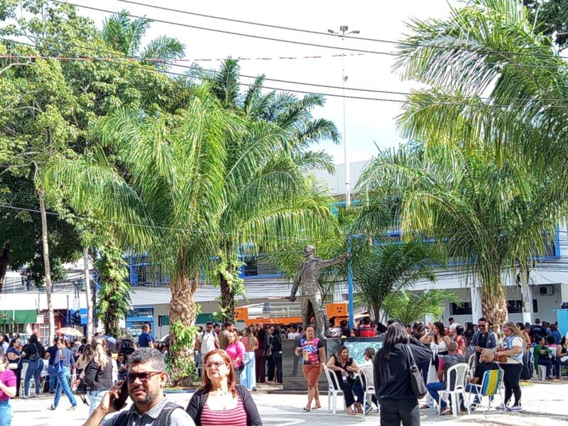 Profissionais da educação municipal de RB entram em greve nesta quarta Profissionais da educação municipal de RB entram em greve nesta quarta