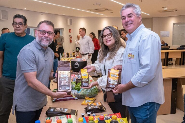 Alysson discute priorizar produtos acreanos em compras pĂșblicas