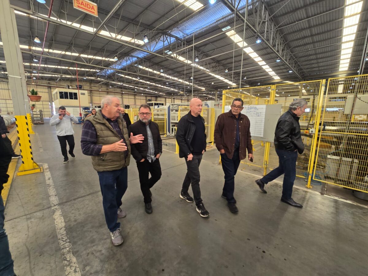 Prefeitura avalia tecnologia modular para habitação e resposta a enchentes