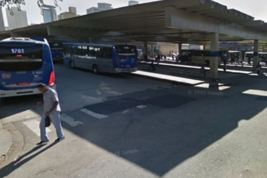 Motorista é esfaqueado após briga por regra do Tarifa Zero