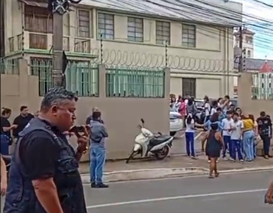 Polícia suspeita que outros alunos sabiam de tiroteio em escola e colaboraram com crime