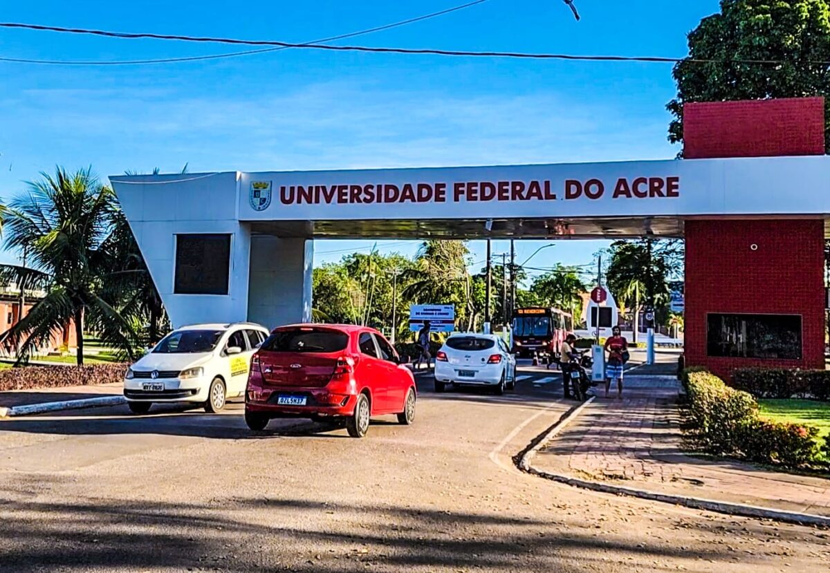 Ufac abre processo seletivo para vagas de graduação em três municípios do interior