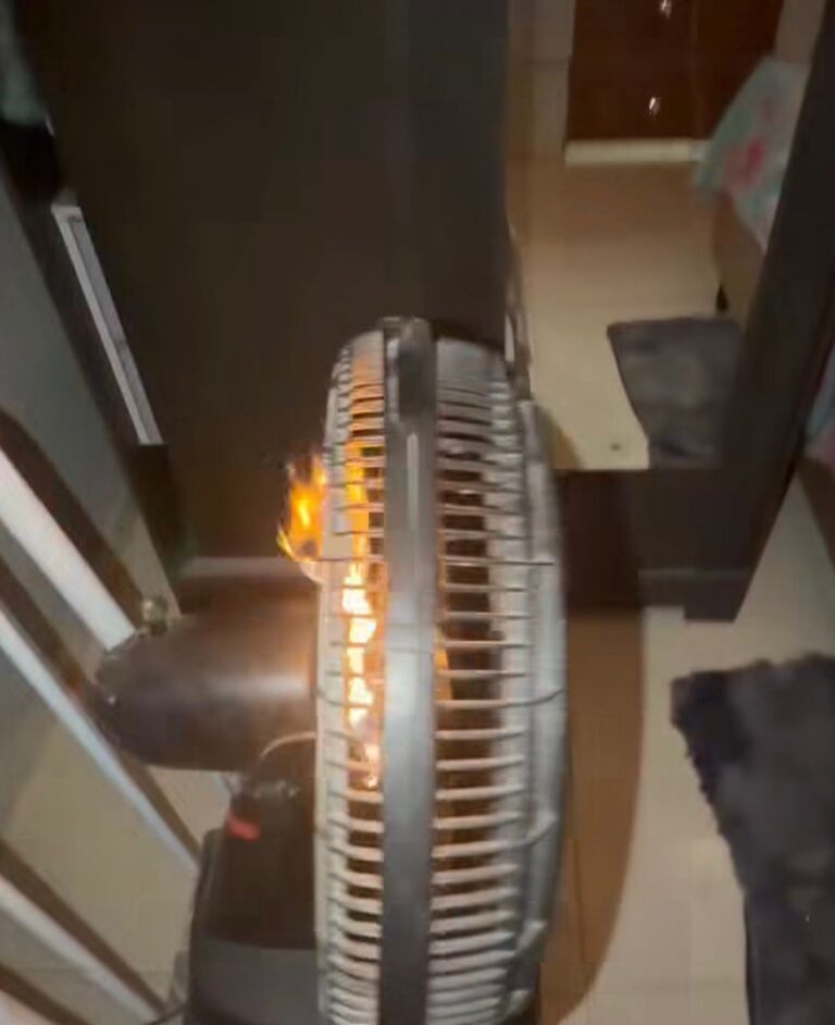 ventilador pegando fogo