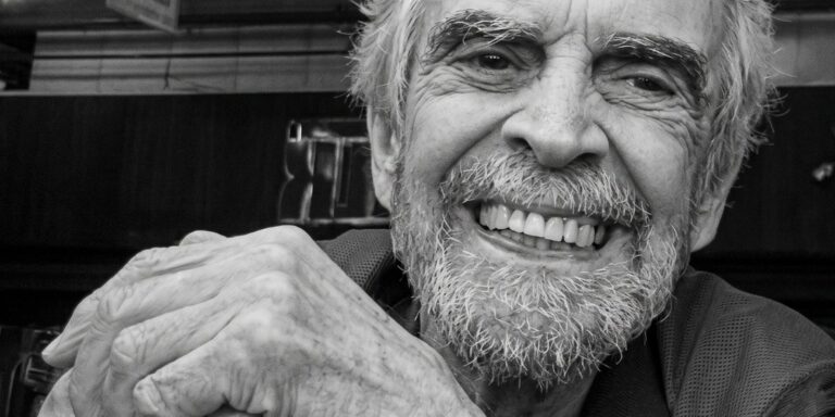 Vladimir Sacchetta, jornalista e pesquisador, morre aos 75 anos Vladimir Sacchetta, jornalista e pesquisador, morre aos 75 anos