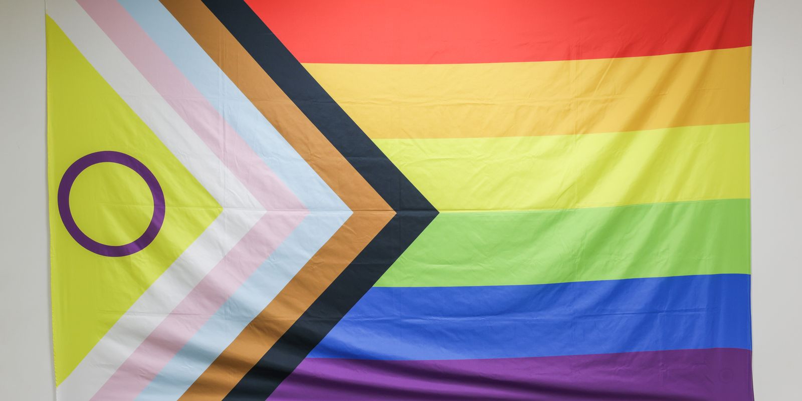 Antes estigmatizado, Pajubá guarda memória da resistência LGBTQIA+ Antes estigmatizado, Pajubá guarda memória da resistência LGBTQIA+