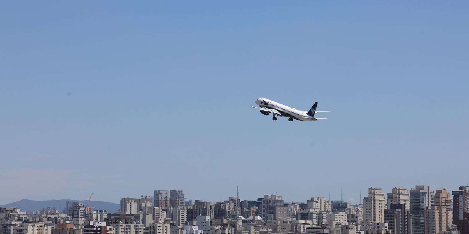 Brasil bate recorde de passageiros em voos domésticos em 2026 Brasil bate recorde de passageiros em voos domésticos em 2026