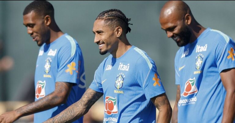 Seleção: Raphinha volta aos gramados e pode jogar contra a Noruega na Copa