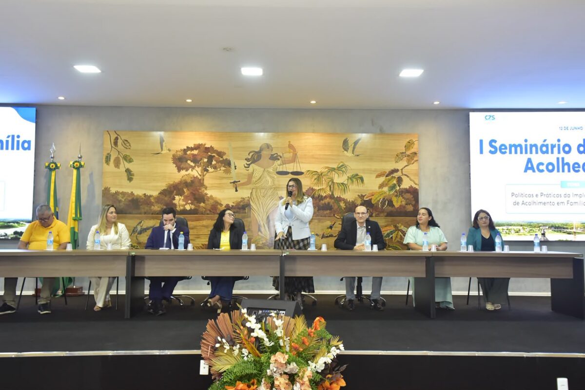 Cruzeiro do Sul realiza seminário e fortalece programa Família Acolhedora