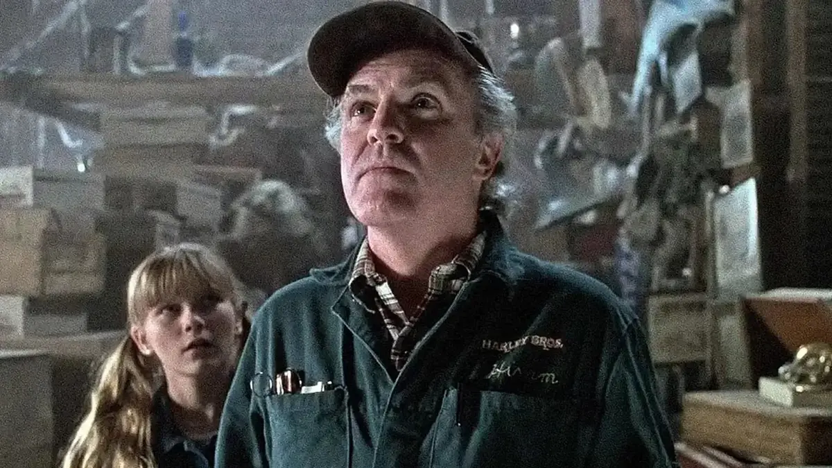 Ator de 'Jumanji' e 'Top Gun: Maverick', é assassinado a facadas em Los Angeles